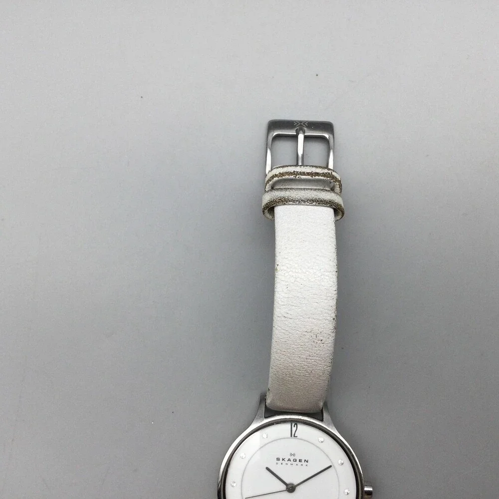 Skagen Watch Womens 30mm Silver Tone White Leather 358SSSD SKW2145 New Battery